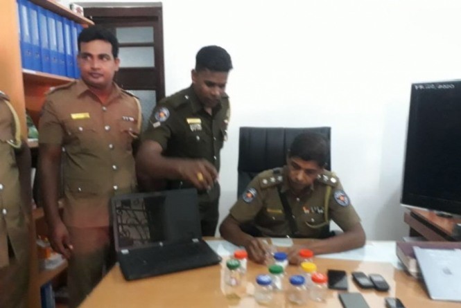 வல்வெட்டித்துறையில் 7 கொள்ளைச் சம்பவங்களுடன் தொடர்புடைய மூவர் கைது- 10 இலட்சத்திற்கும் மேற்பட்ட பெறுமதியான நகைகள் மீட்பு