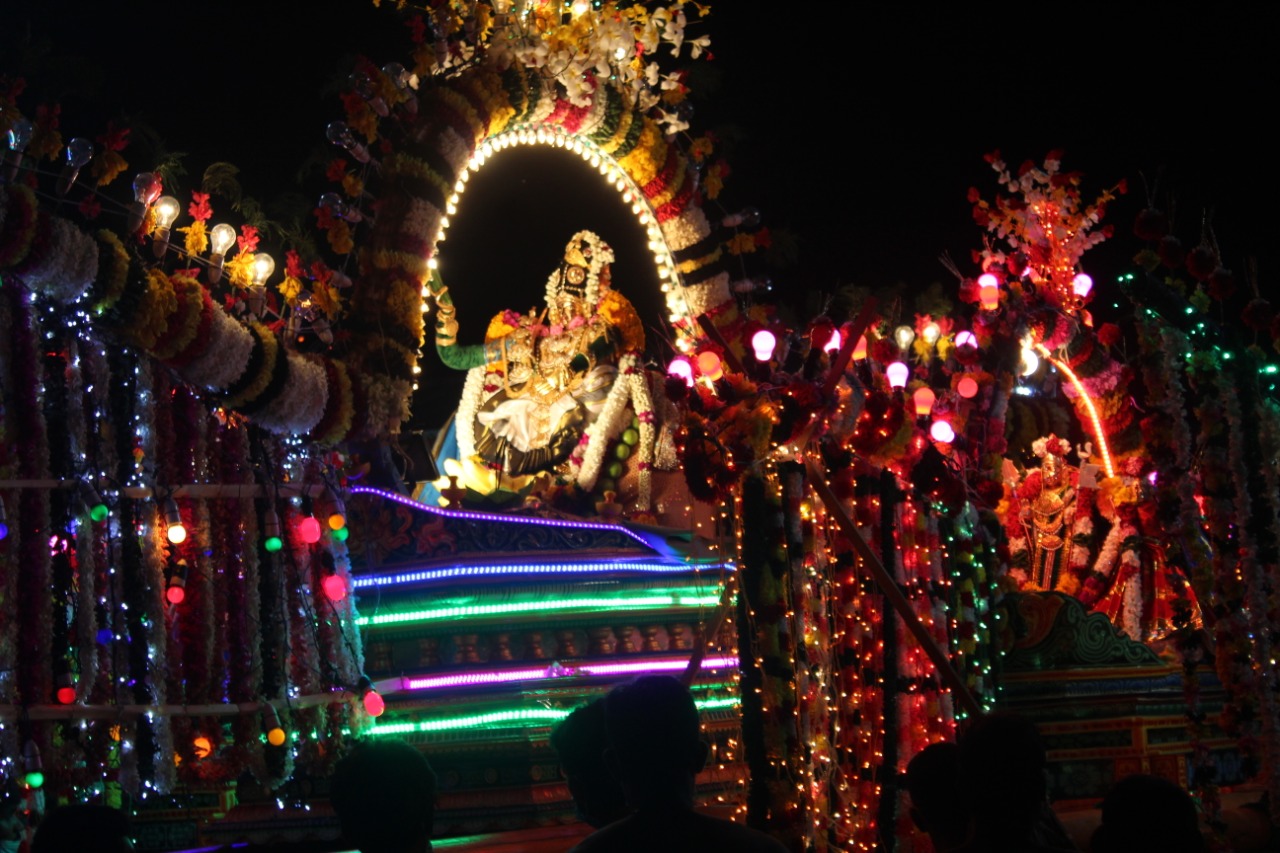 வல்வை ஸ்ரீ முத்துமாரி அம்மன் பத்தாம் நாள் இரவுத் திருவிழா (தண்டிகை)