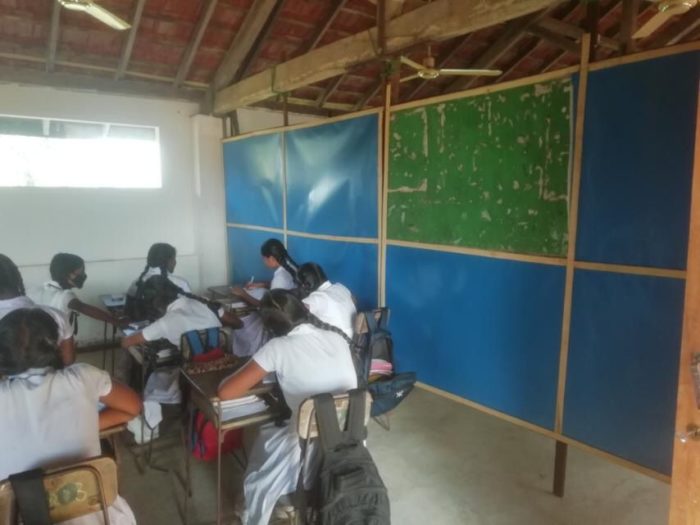 கனடாவிலிருந்து முல்லைத்தீவு பாடசாலைக்கு உதவி