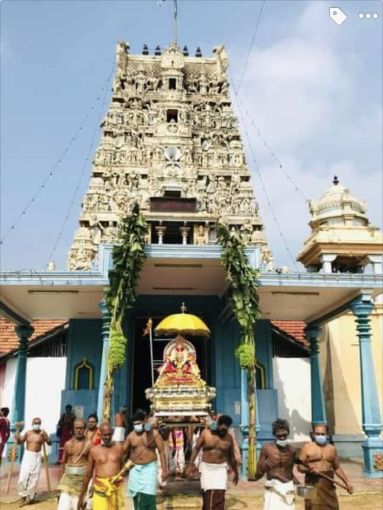 வல்வை ஸ்ரீ வாலாம்பிகா சமேத வைத்தீஸ்வர சுவாமி ஆலய 7ம் நாள் பகல் திருவிழா