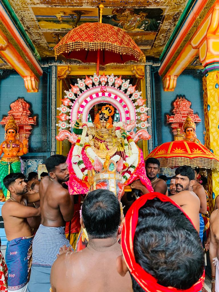 வேட்டைத்திருவிழா பதிவு2-வல்வை முத்துமாரி அம்மன் ஆலயம் 28.04.2023