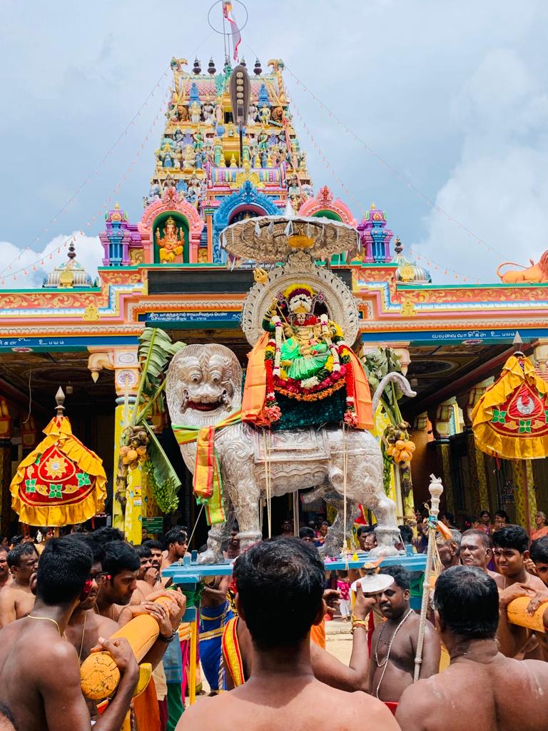 பகுதி 1 வல்வை முத்துமாரி அம்மன் ஆலய 12ம் நாள் பகல்த்திருவிழா 02.05.2023