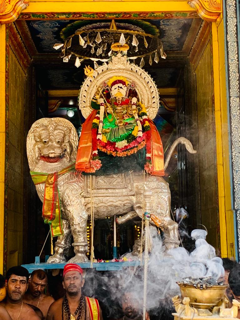 பகுதி 2 வல்வை முத்துமாரி அம்மன் ஆலய 12ம் நாள் பகல்த்திருவிழா 02.05.2023